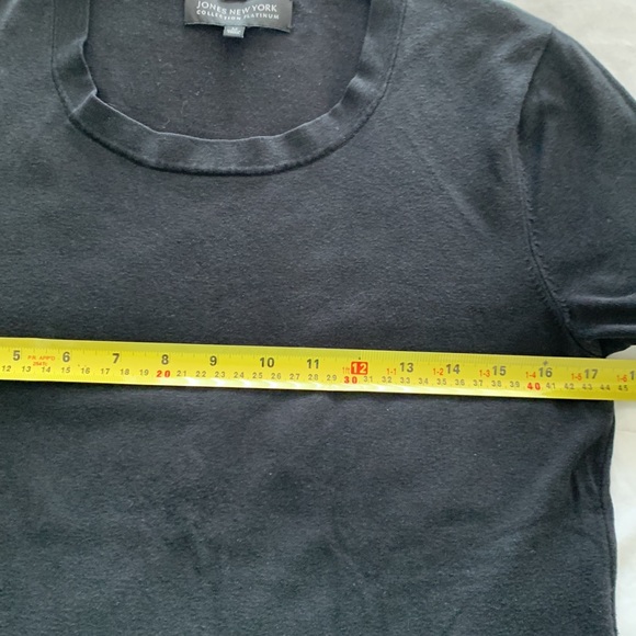 Black Jones New York Collection Platinum Silk Blend Short Sleeve Sweater… - Picture 6 of 8
